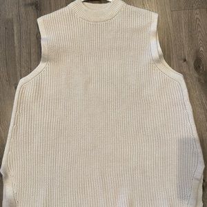Oversized knit vest